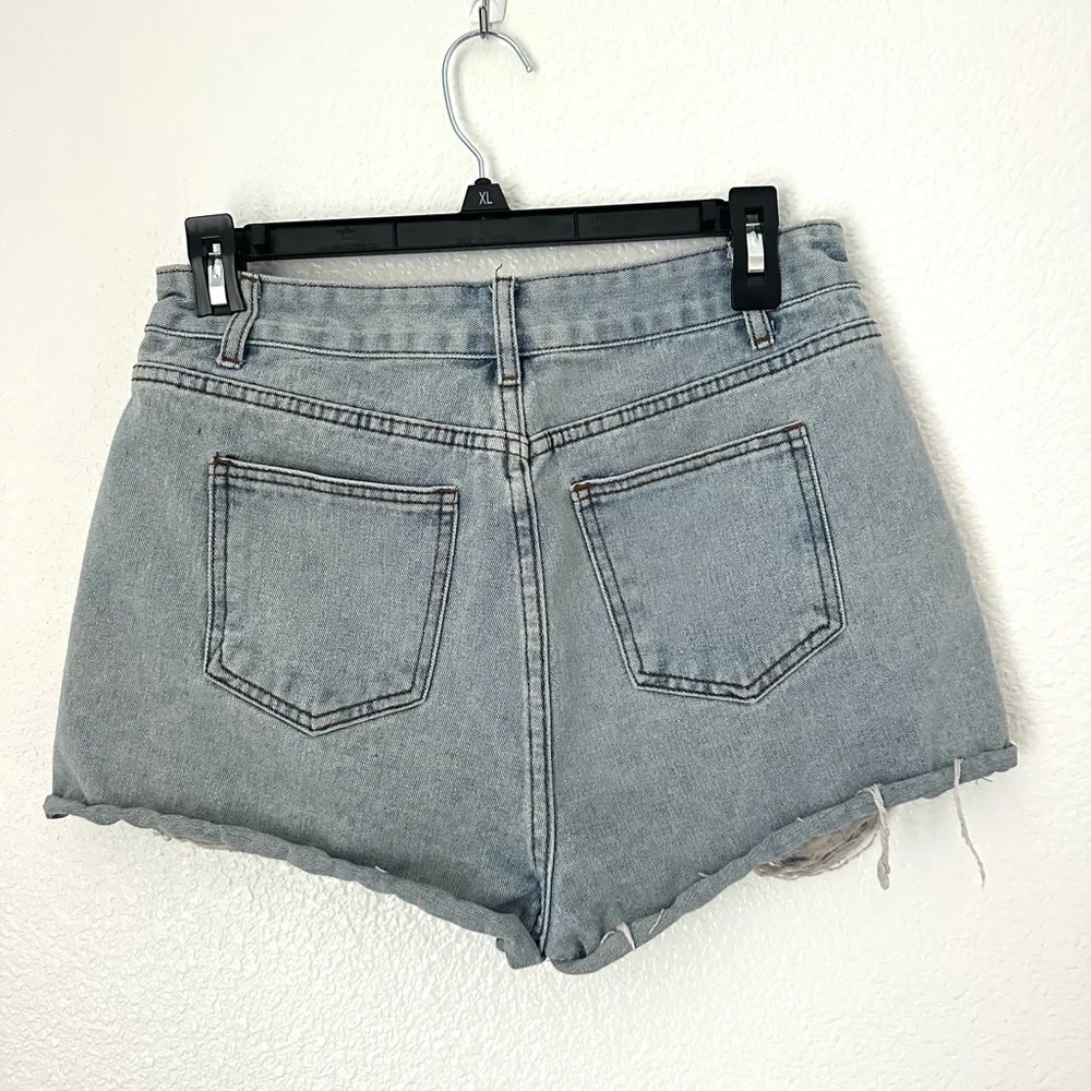 Jean Shorts Women’s M High Rise Distressed Denim Shorts